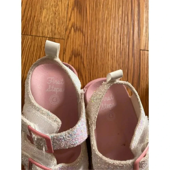 Babygirl shoe bundle Baby Uggs Size 2/3 Glitter sandals size 4 Cat & jack p - Picture 8 of 11